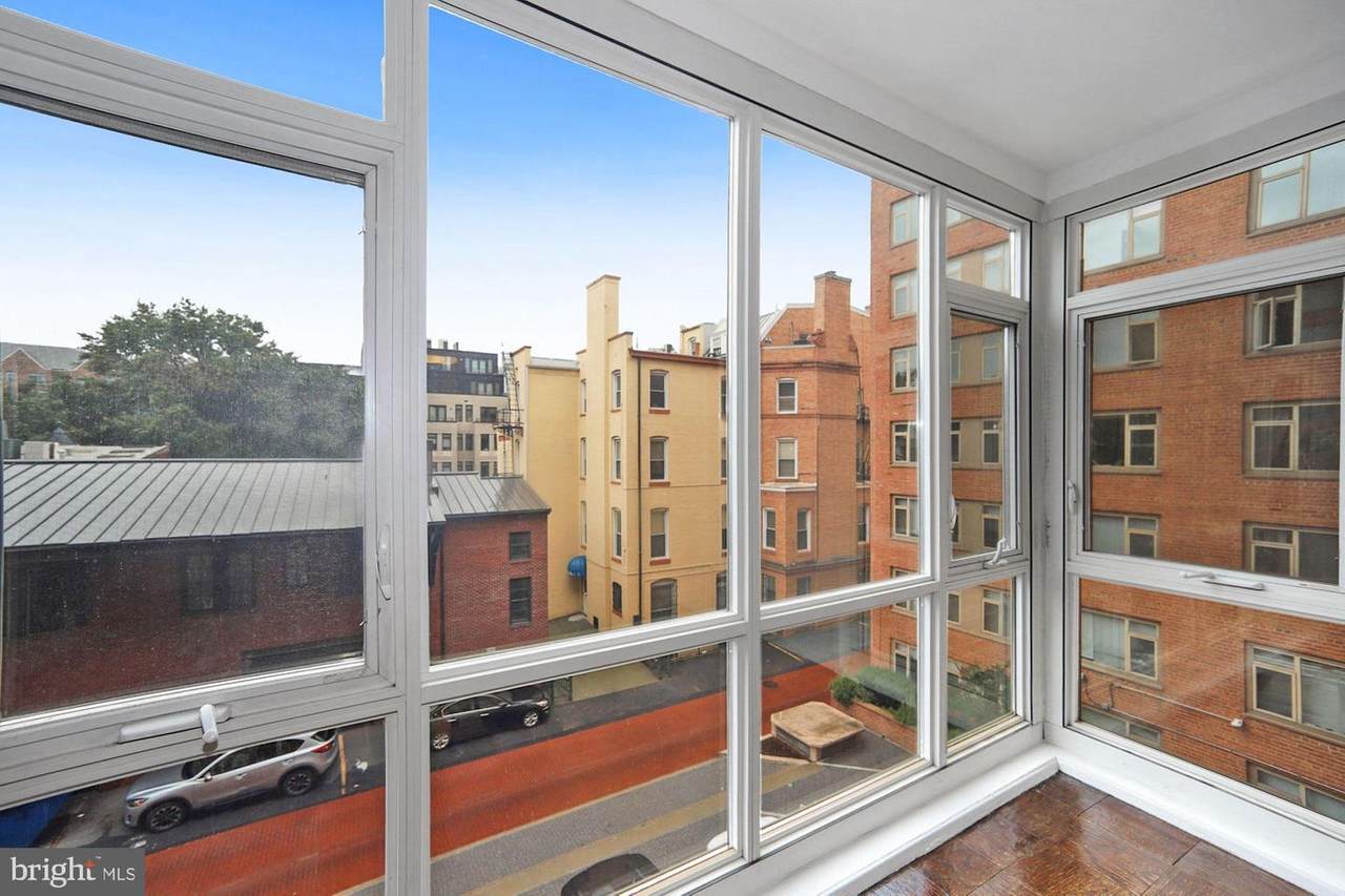 1545 18TH Street - Photo 1
