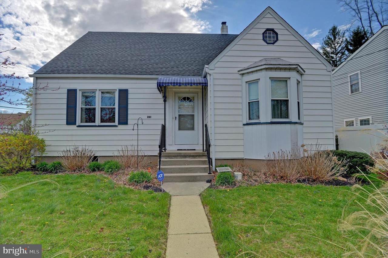 261 Marshall Avenue - Photo 1