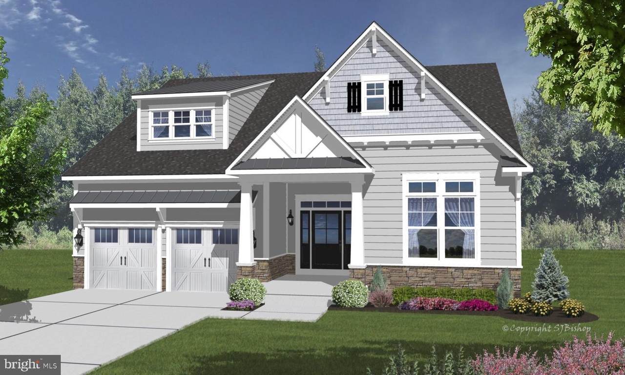 8 Paddock Lane - Photo 1