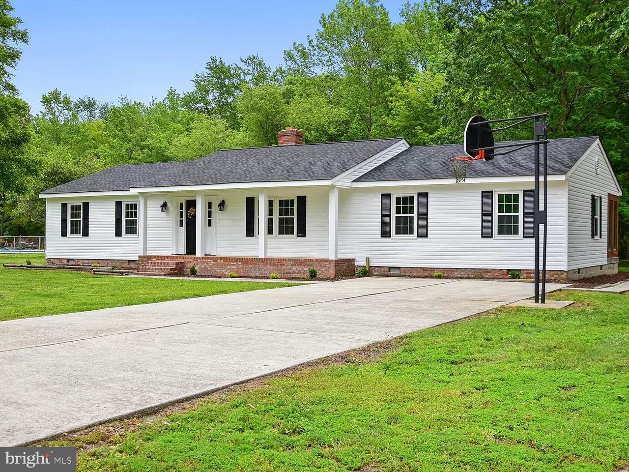 4391 Beechwood Place - Photo 1