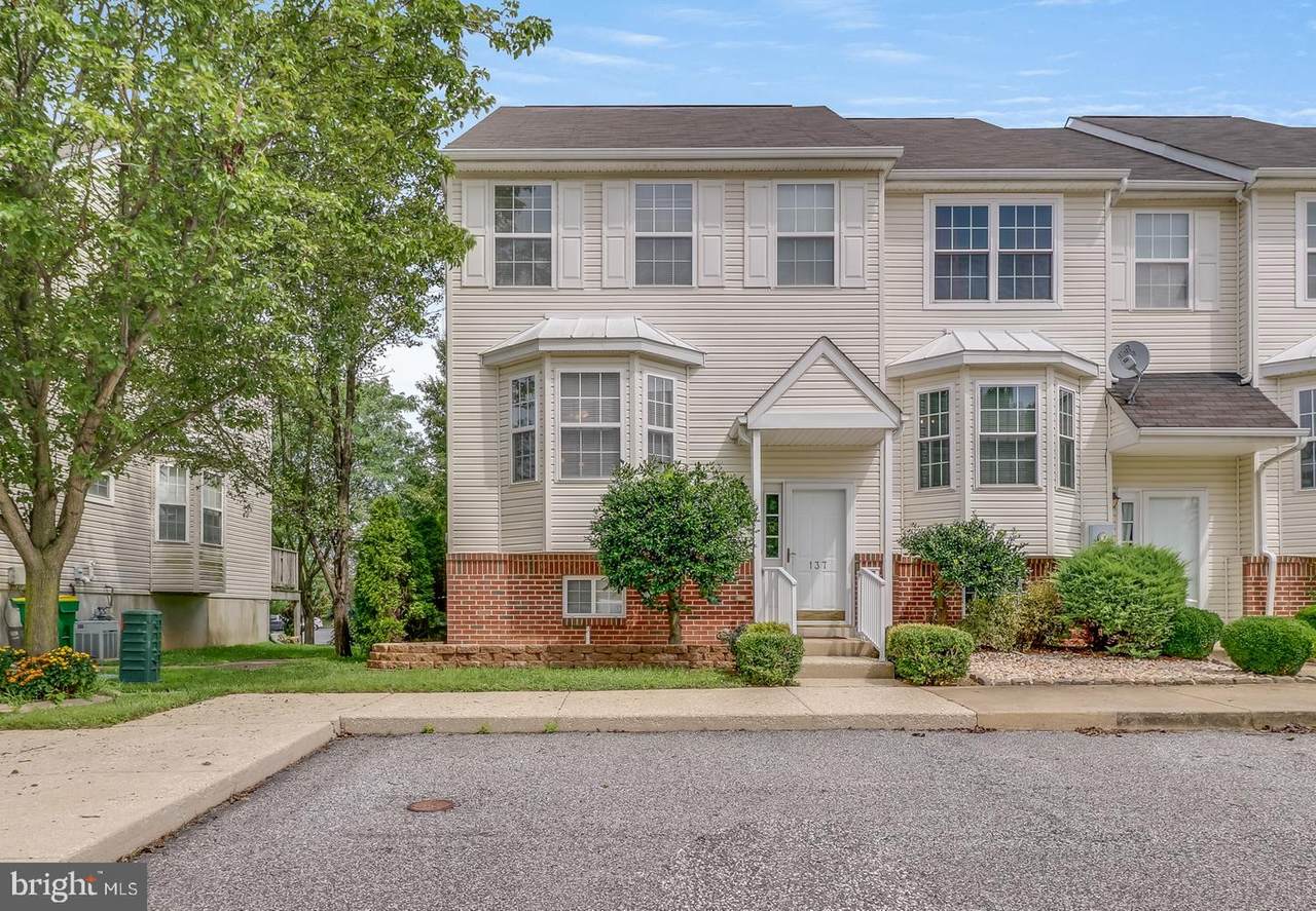 137 Bonnybrook Road - Photo 1