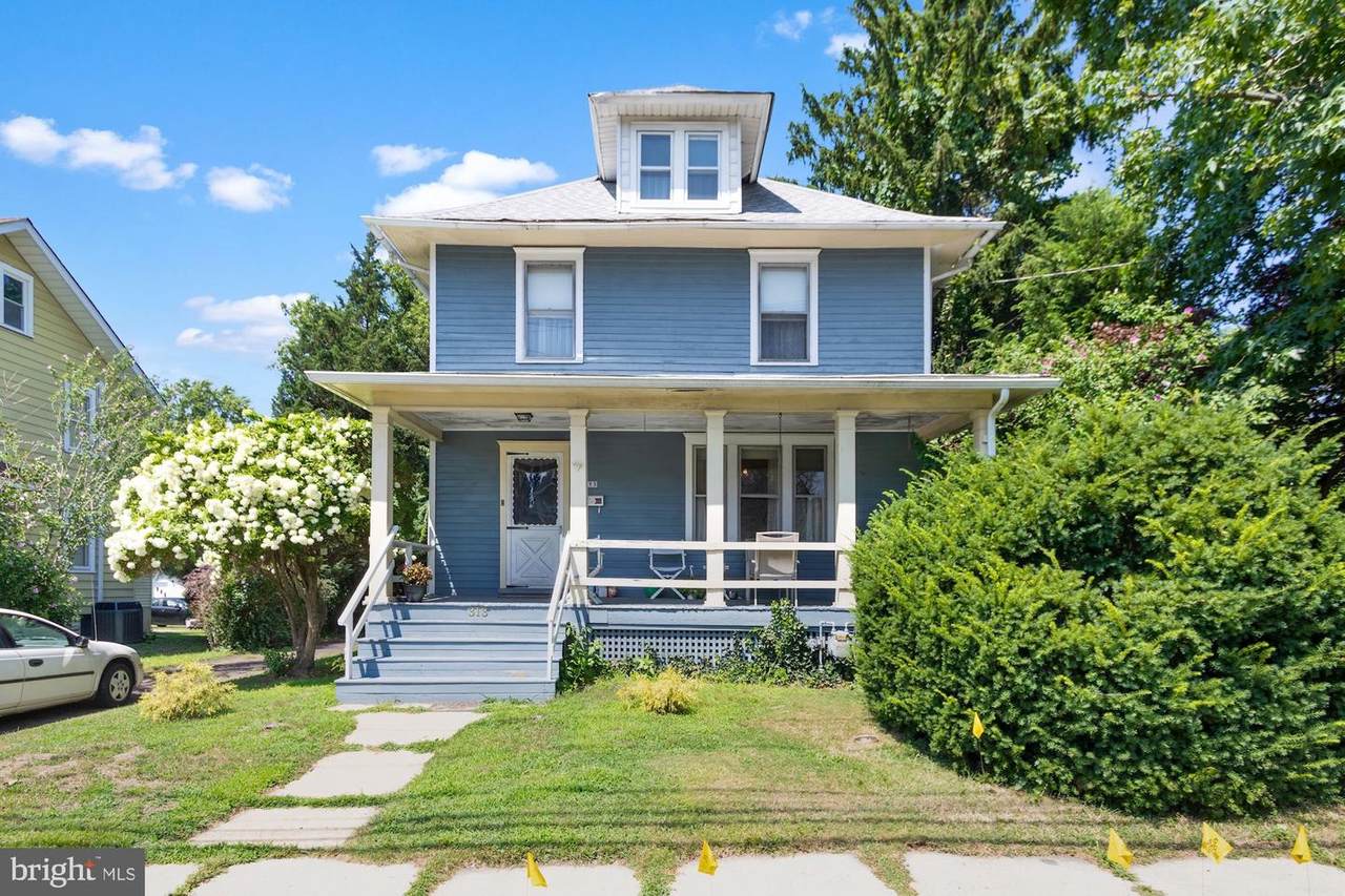 313 Elm Avenue - Photo 1