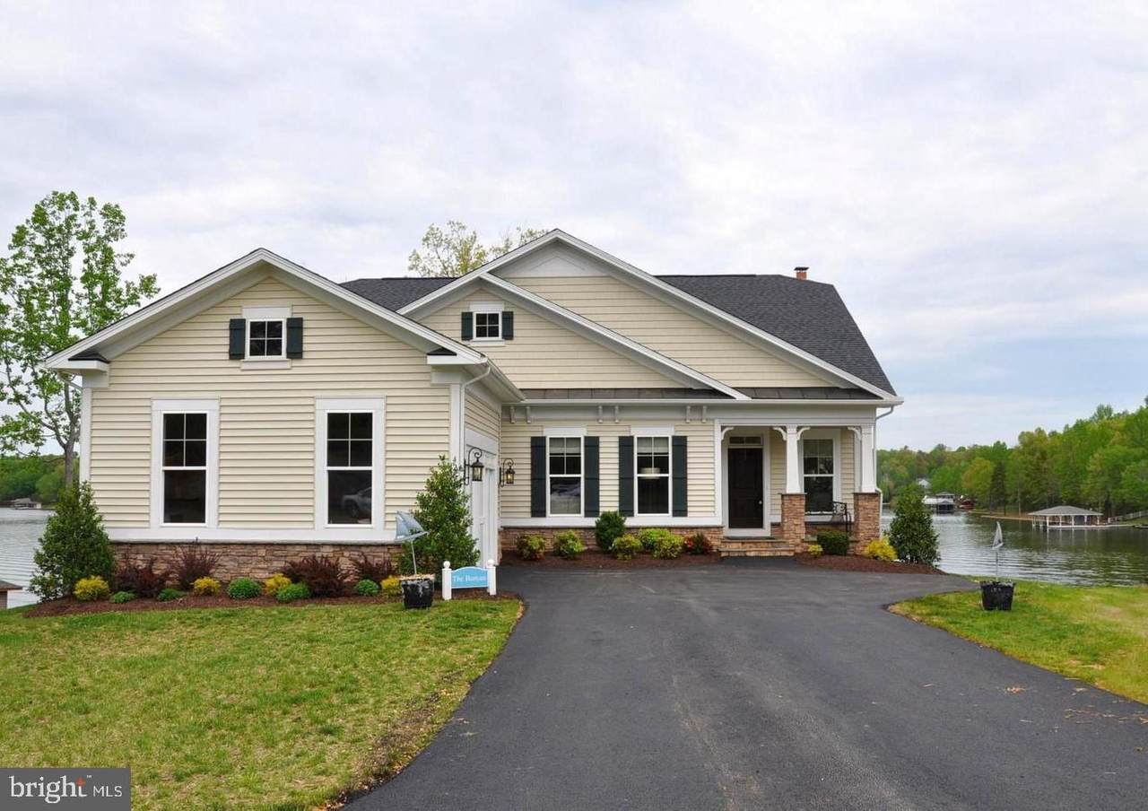 Shoreline Drive - Photo 1