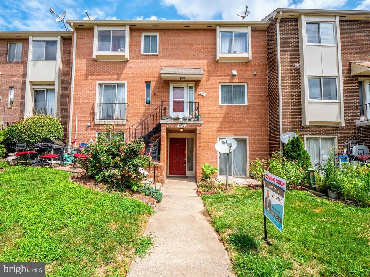 4508 Conwell Drive - Photo 1