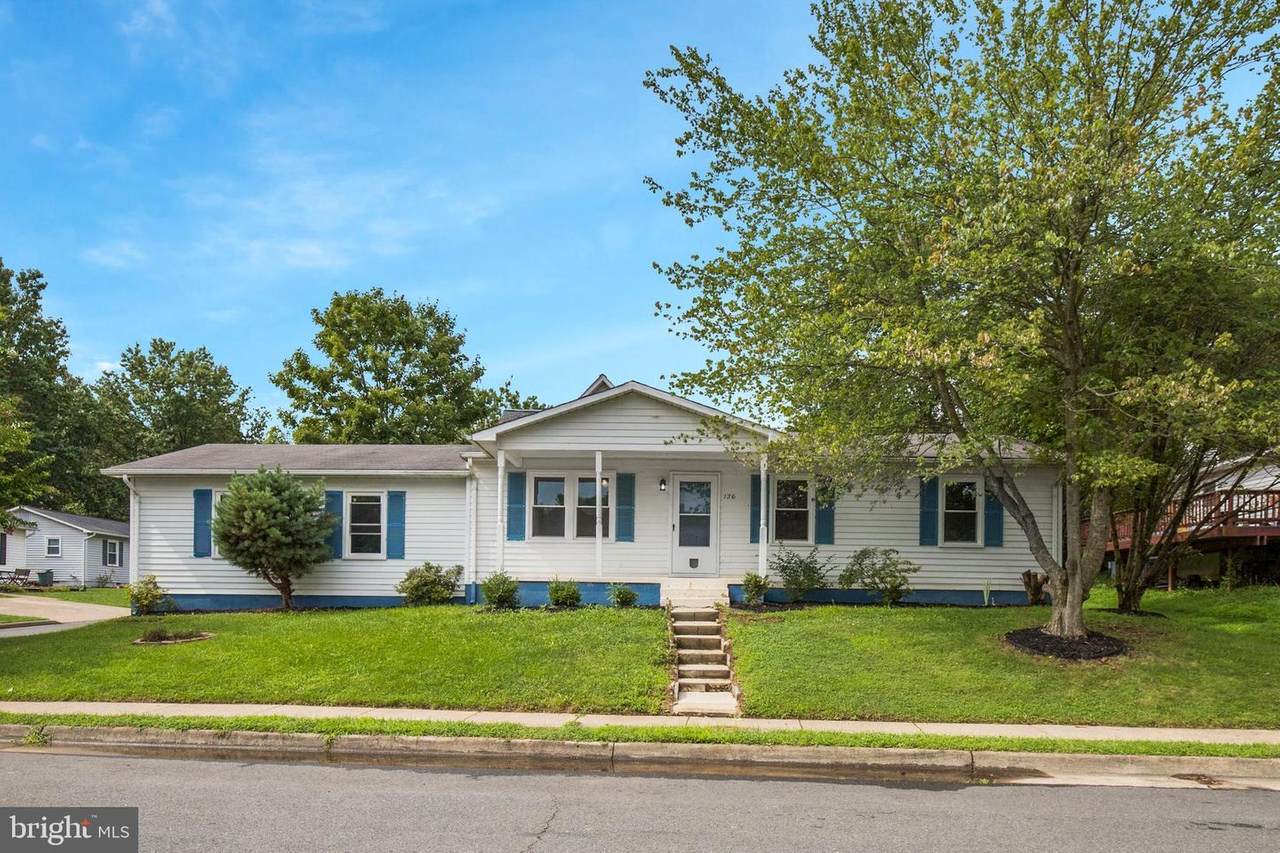 126 Oak View Drive - Photo 1