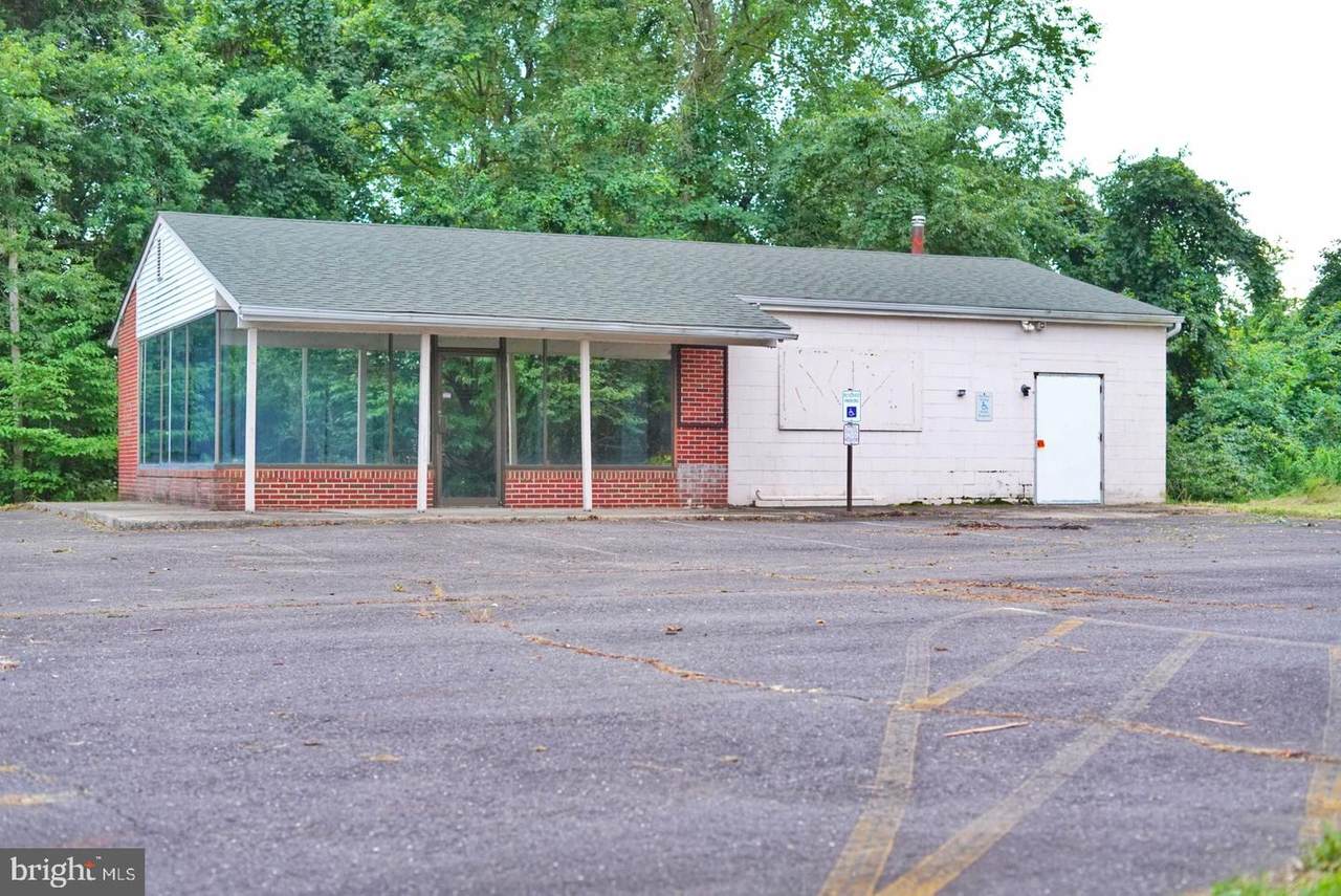 207 Georgetown Wrightstown Road - Photo 1