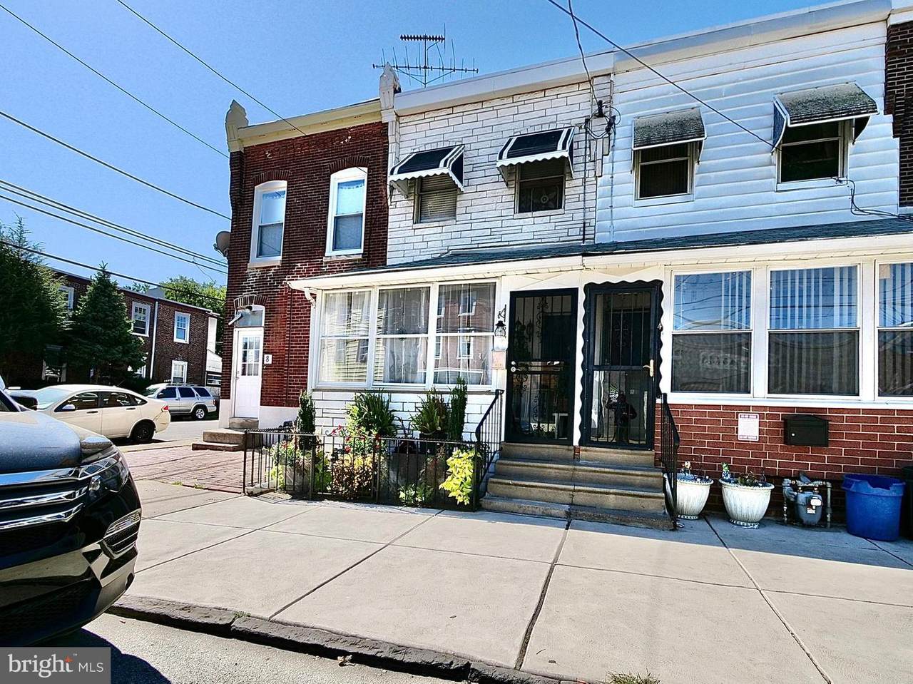 6 5TH Street - Photo 1