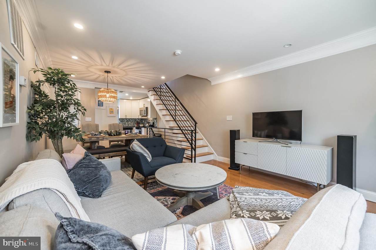 2219 Montrose Street - Photo 1