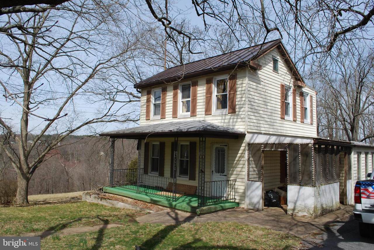 1464 Wesley Road - Photo 1