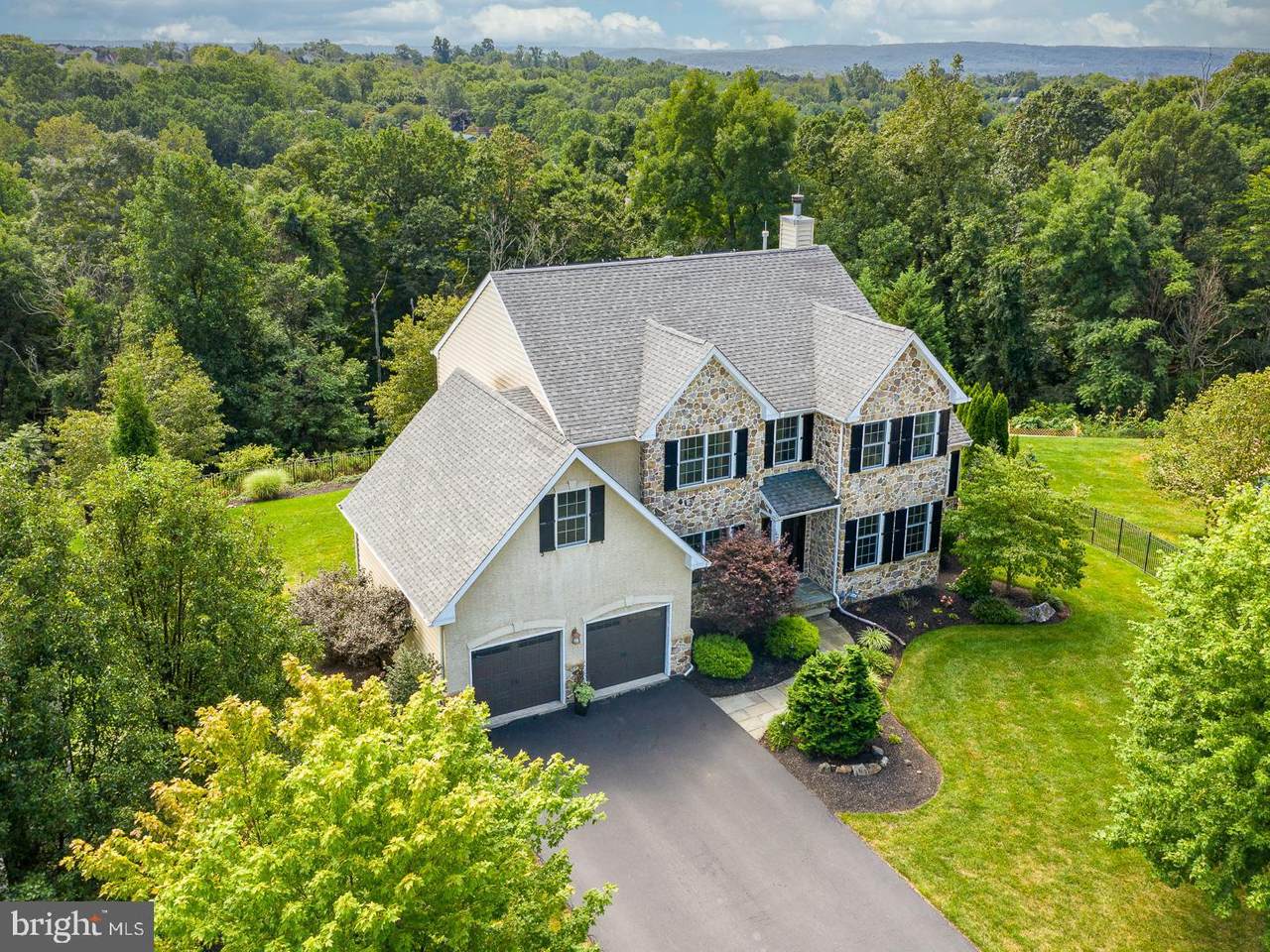 6007 Shady Wood Circle - Photo 1