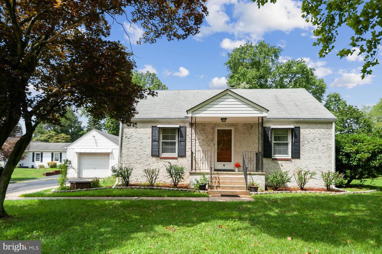 19 Parkway Avenue - Photo 1