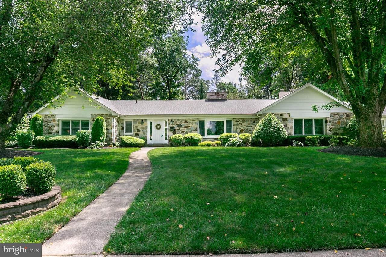 224 Maple Avenue - Photo 1