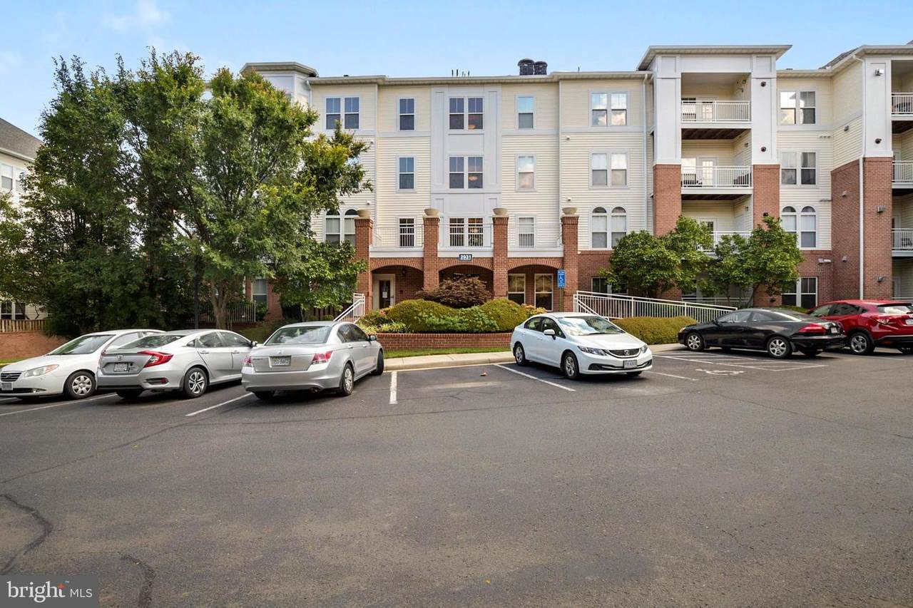 2931 Deer Hollow Way - Photo 1