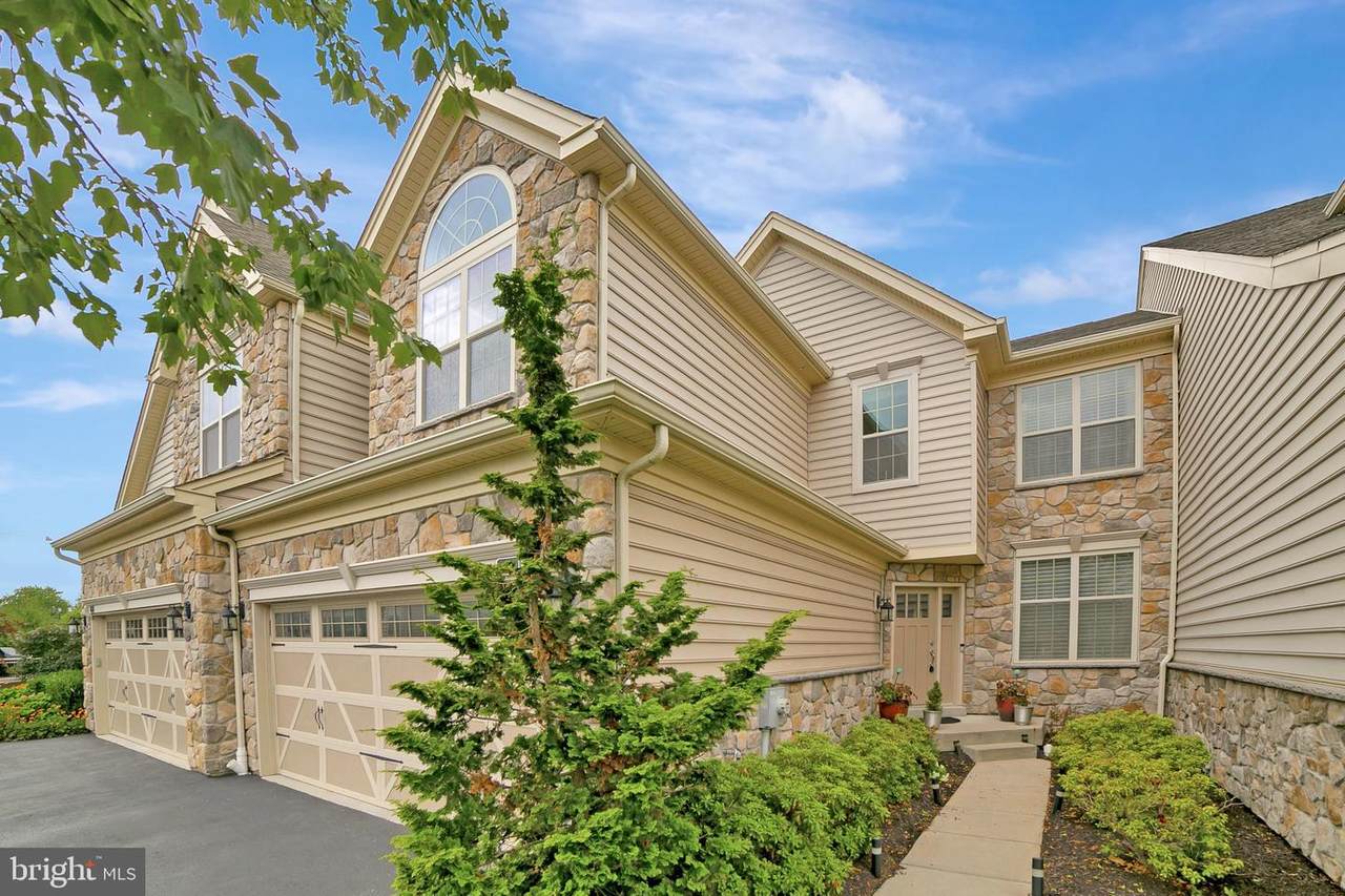 11 Tulip Drive - Photo 1