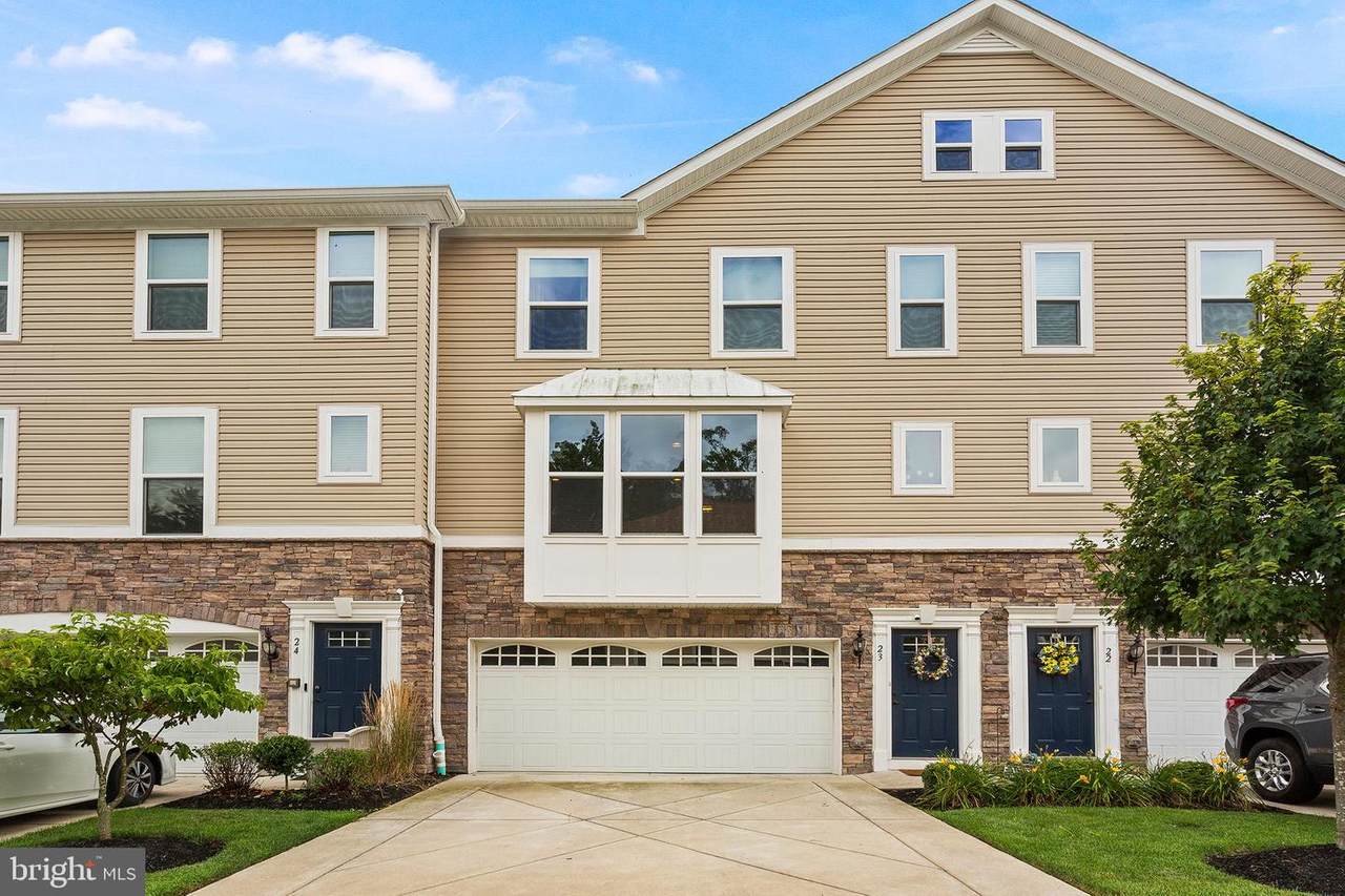 23 Regency Court - Photo 1