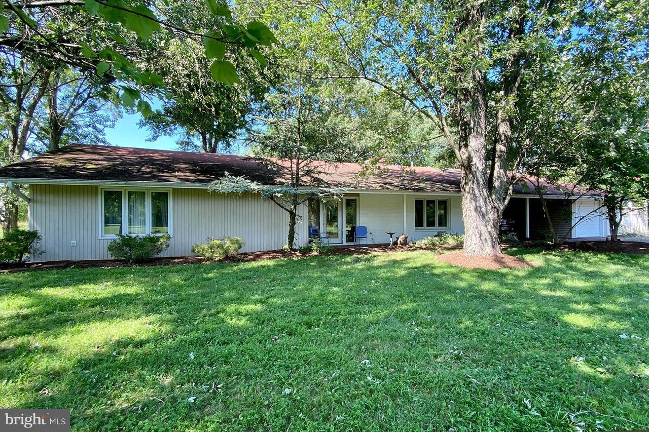 420 Sunset Road - Photo 1