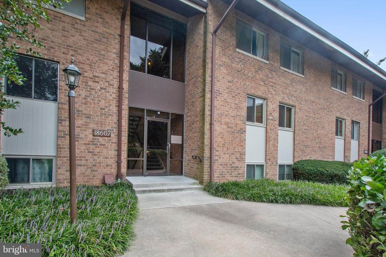 18607 Walkers Choice Road - Photo 1