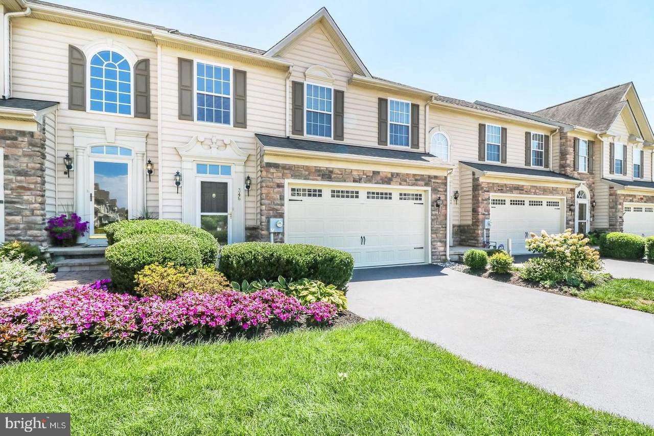 346 Cassell Court - Photo 1
