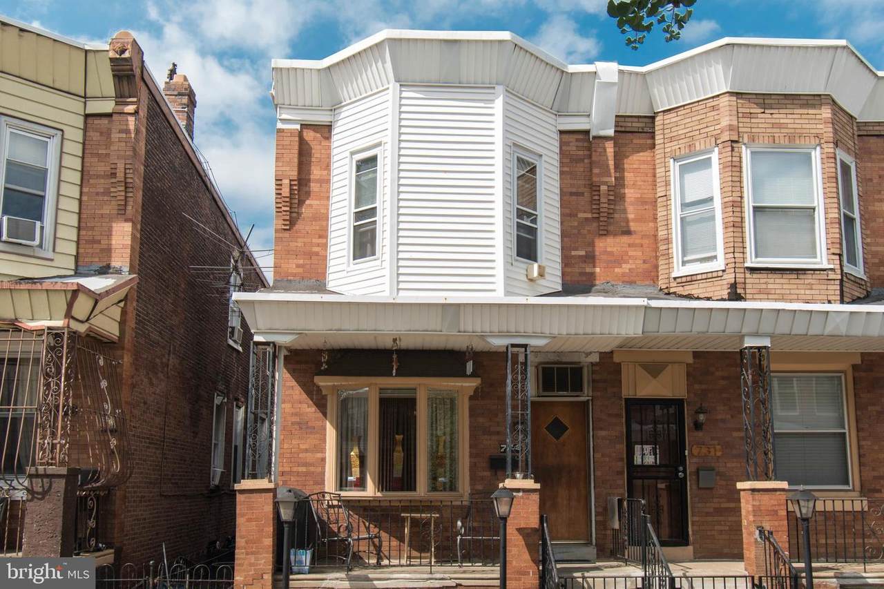729 Thayer Street - Photo 1