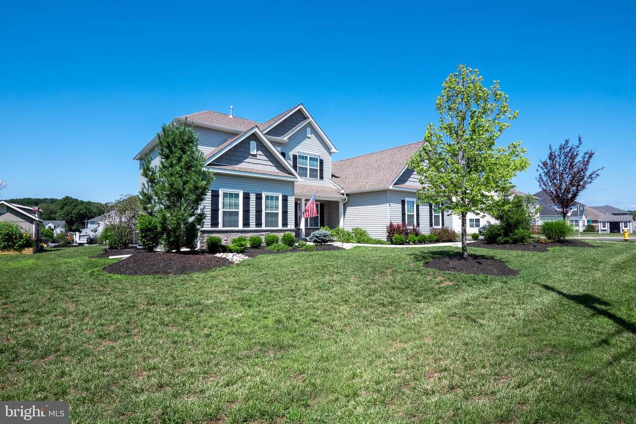 6 Hillside Drive - Photo 1