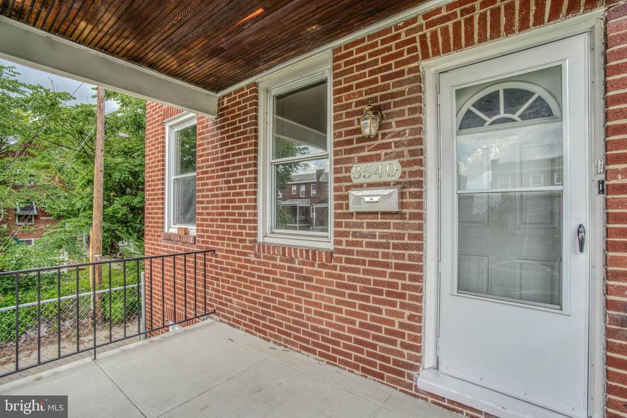 3540 Juneway - Photo 1
