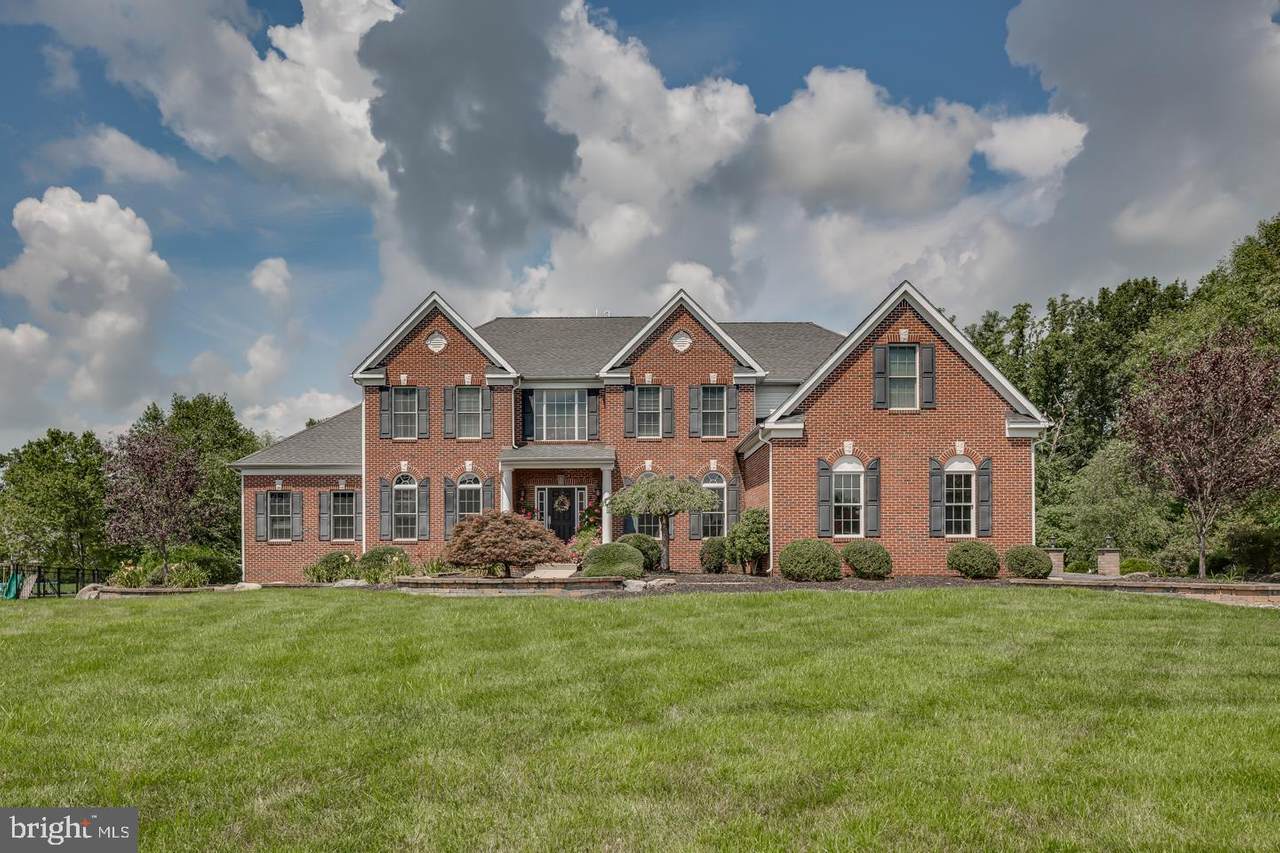 3 Valley Lane - Photo 1