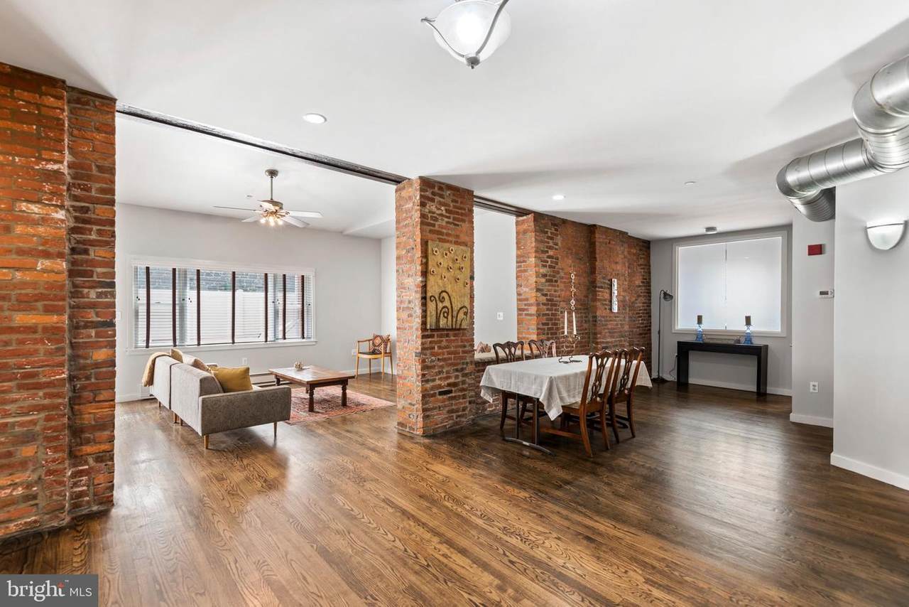 735 12TH Street - Photo 1