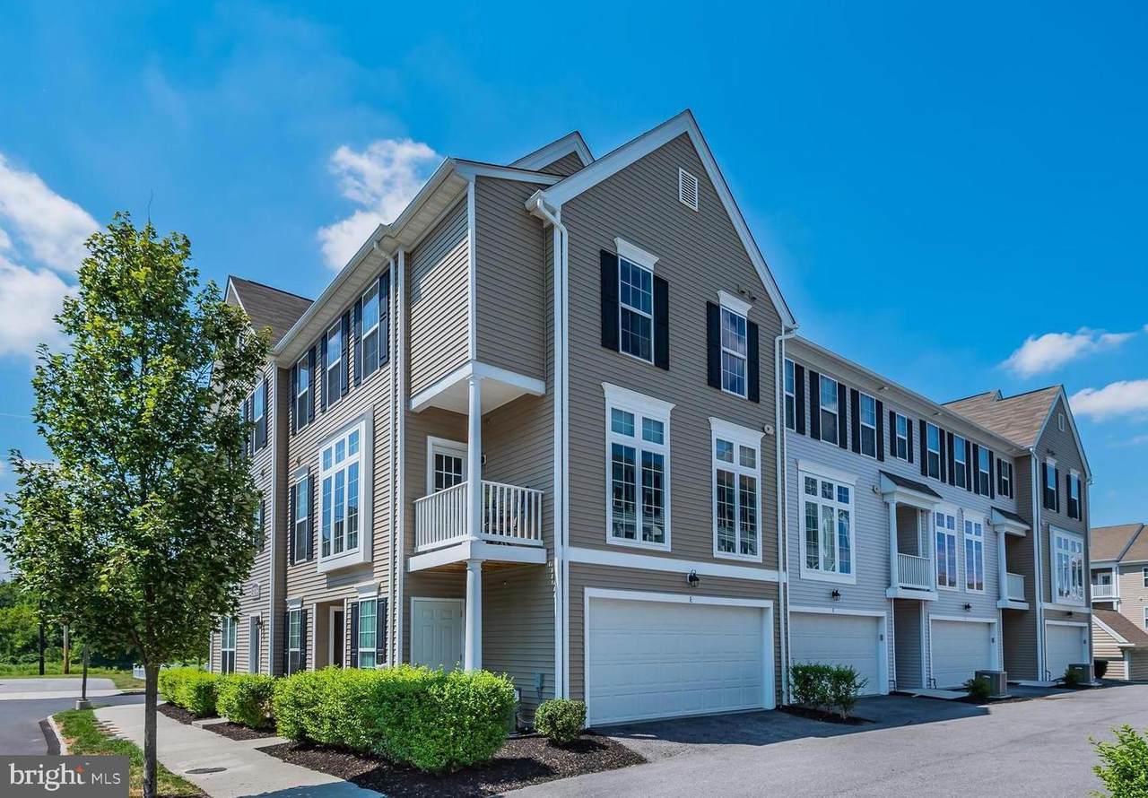 3038 Meridian Commons - Photo 1