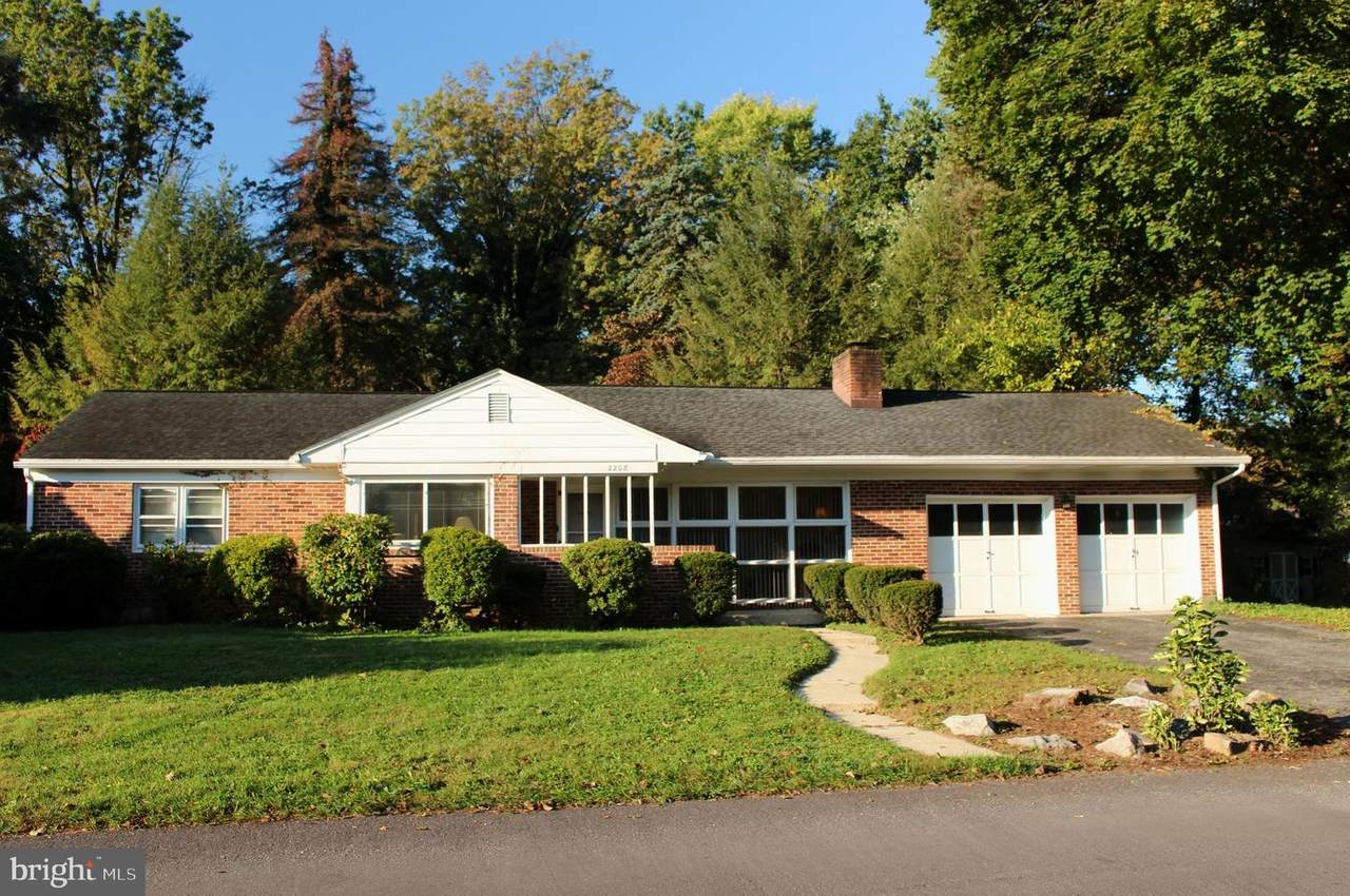 2208 Dixie Drive - Photo 1