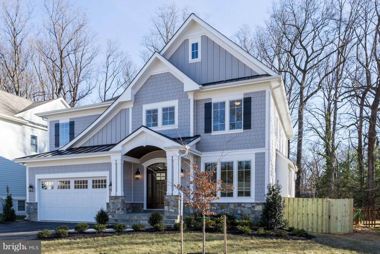 507 Adelman Circle - Photo 1