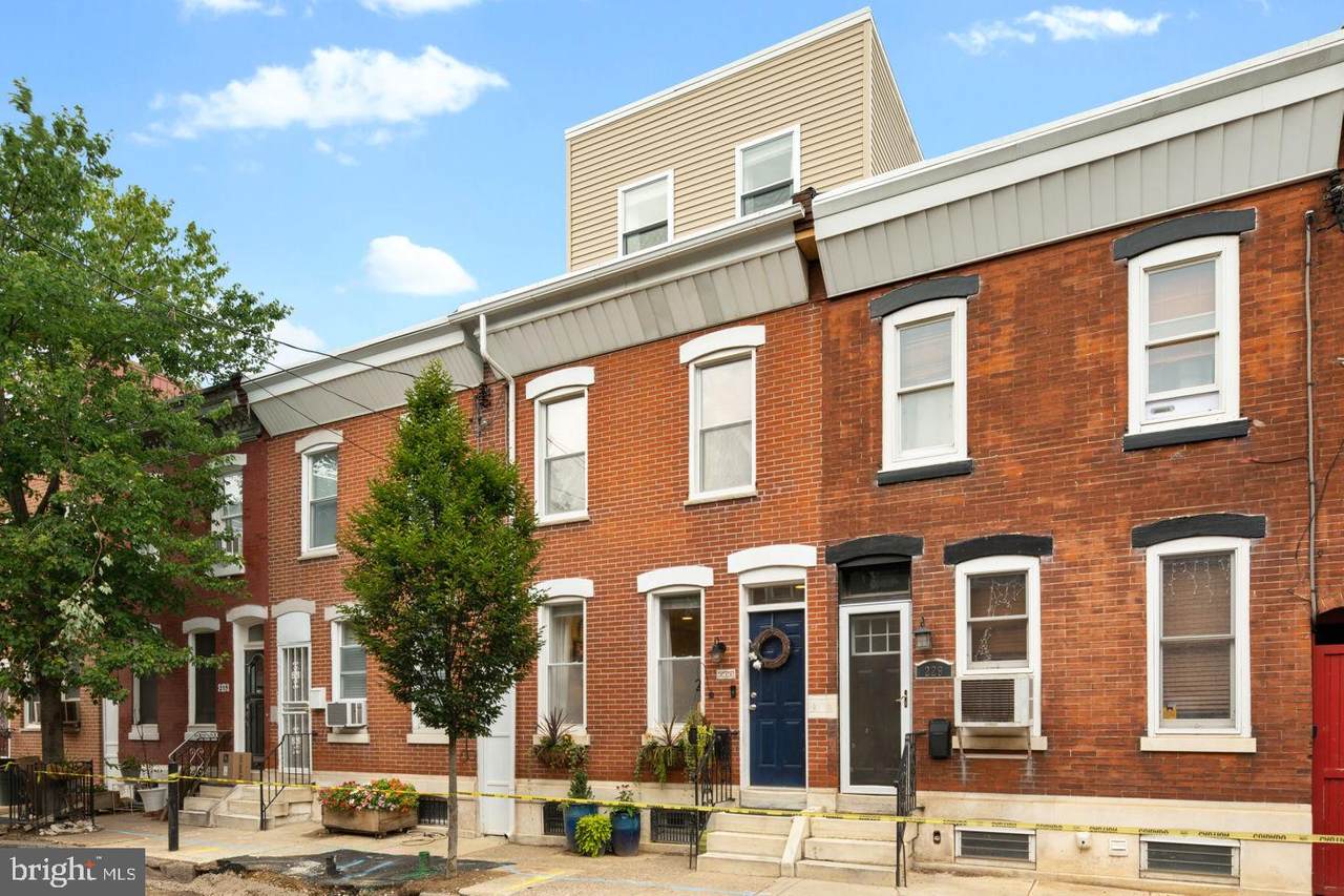 231 Watkins Street - Photo 1