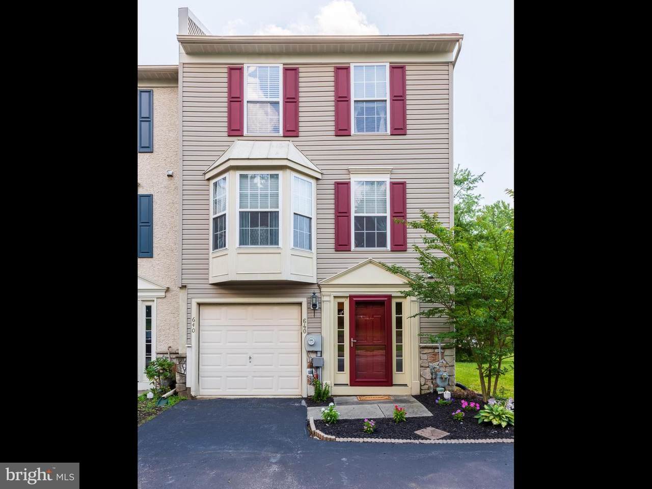990 Fern Hill Road - Photo 1