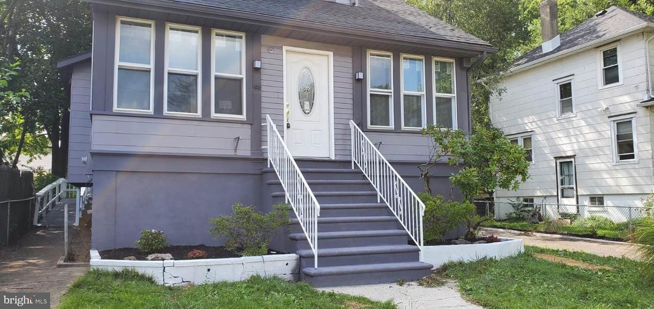 4327 Manor Avenue - Photo 1