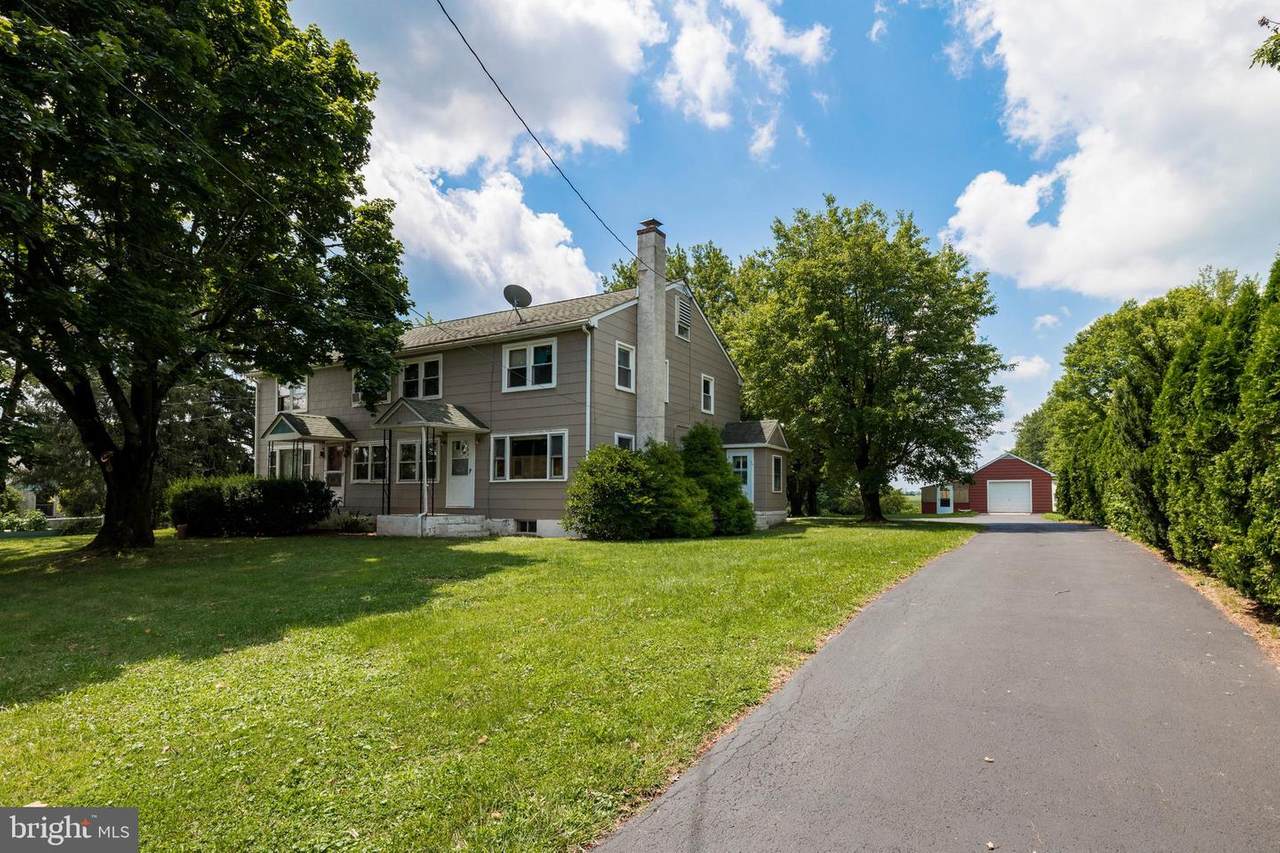 121 Swamp Pike - Photo 1