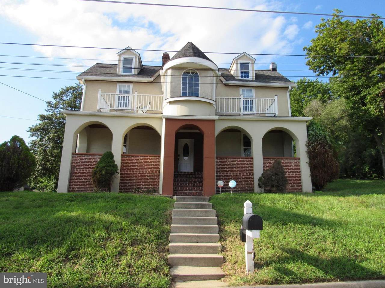 226 Elizabeth Avenue - Photo 1