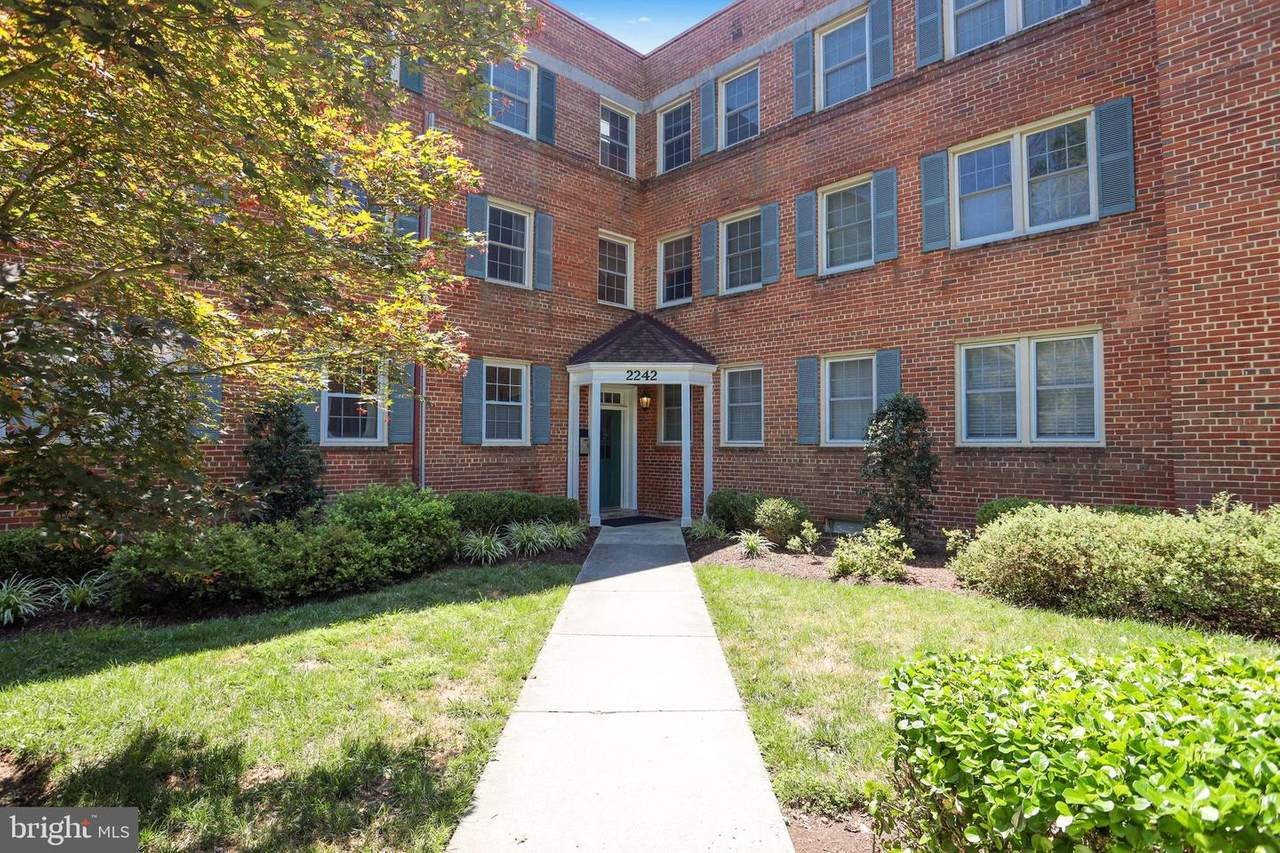 2242 Washington Avenue - Photo 1