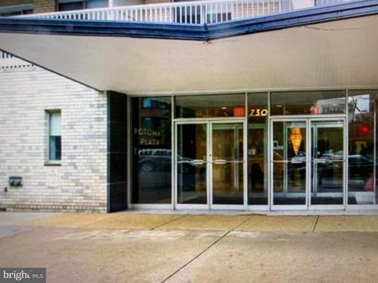 730 24TH Street - Photo 1