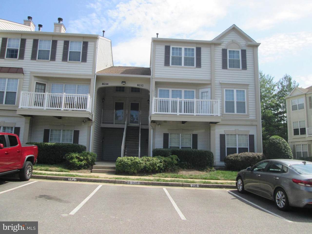 8212 Catbird Circle - Photo 1