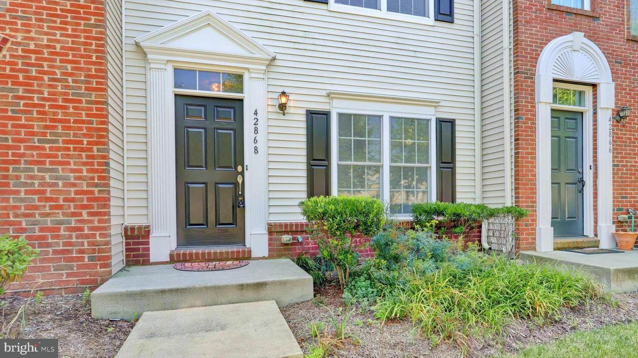 42868 Alumni Terrace - Photo 1