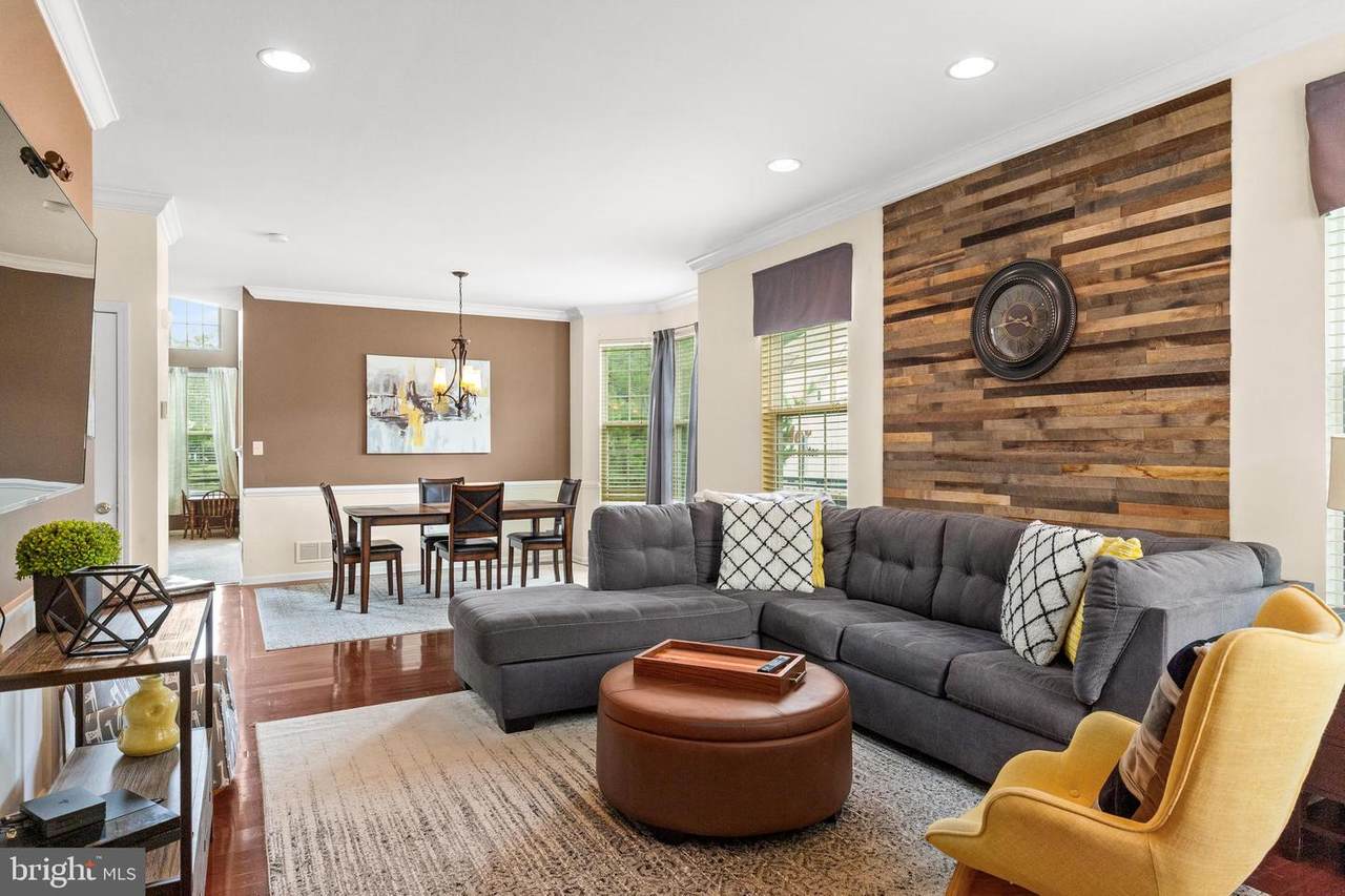 341 Chancellor Drive - Photo 1