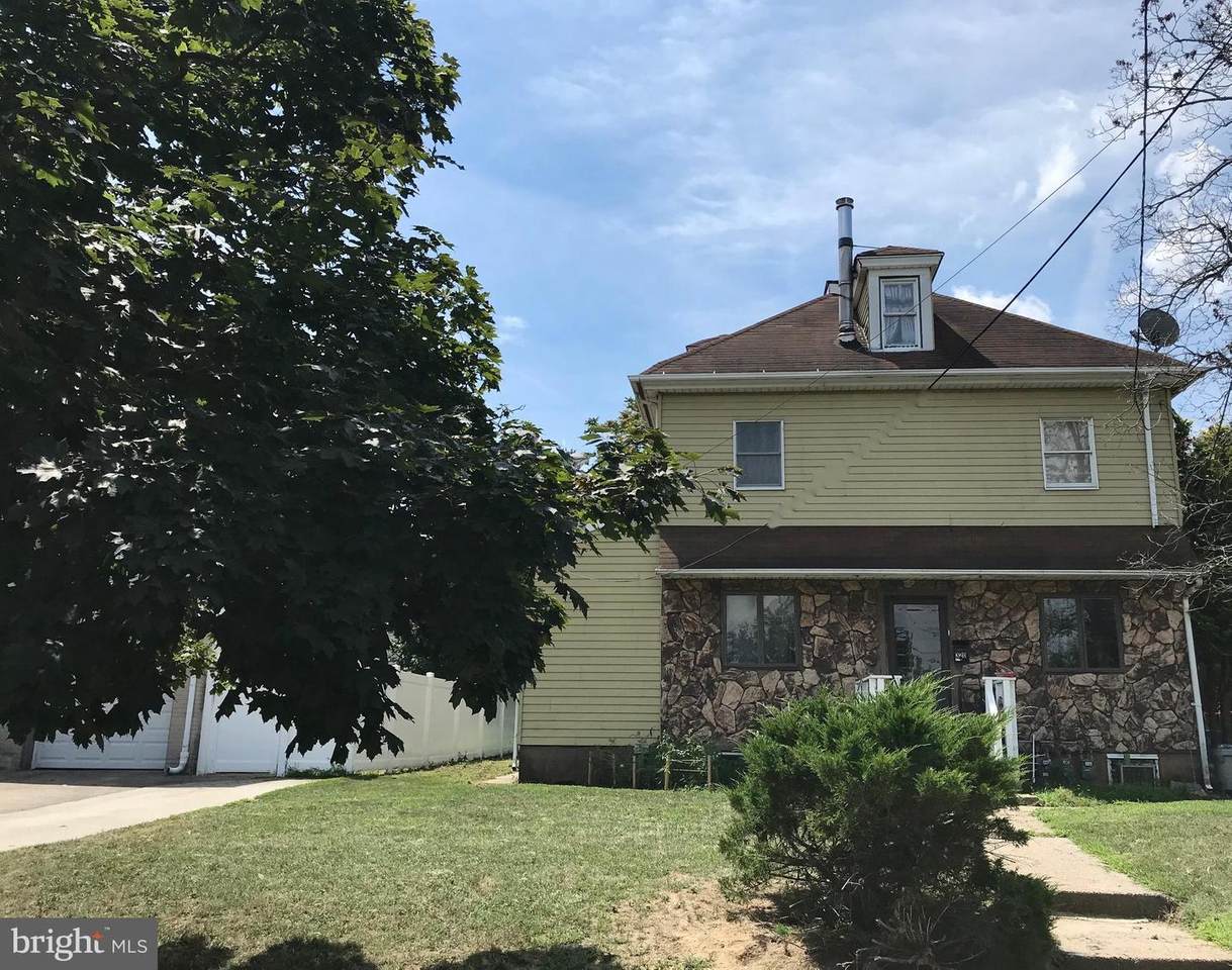 320 River Drive - Photo 1