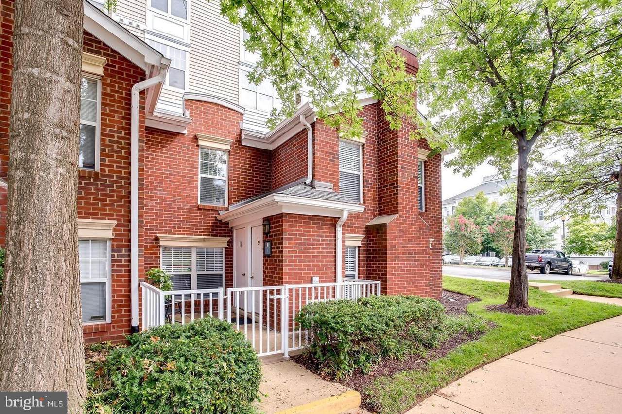 1625 International Drive - Photo 1