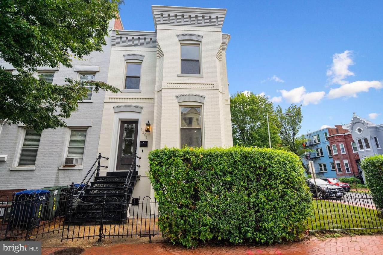 1201 4TH Street - Photo 1