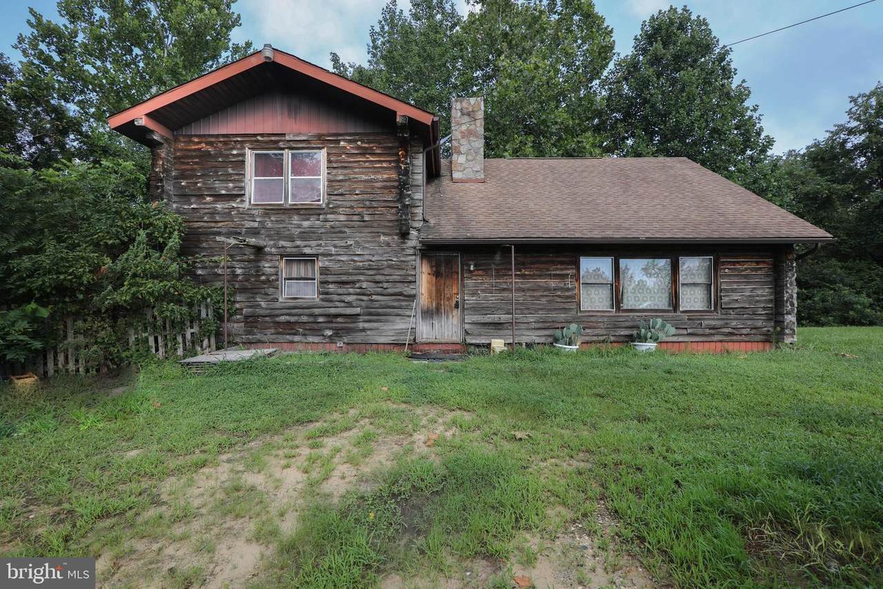 1413 Kings Highway - Photo 1