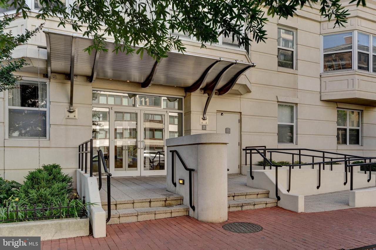 1111 11TH Street - Photo 1