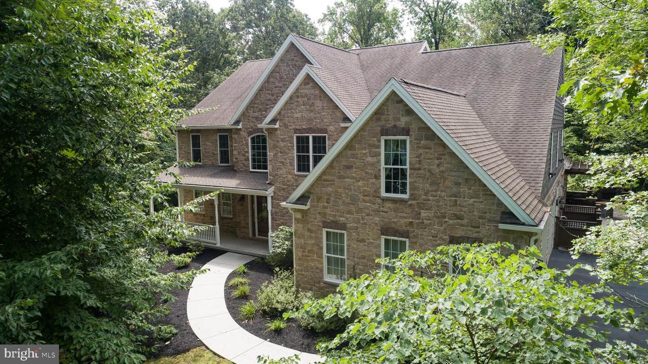 198 Hummingbird Way - Photo 1