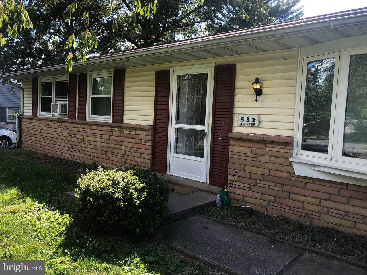533 Hilltop Road - Photo 1
