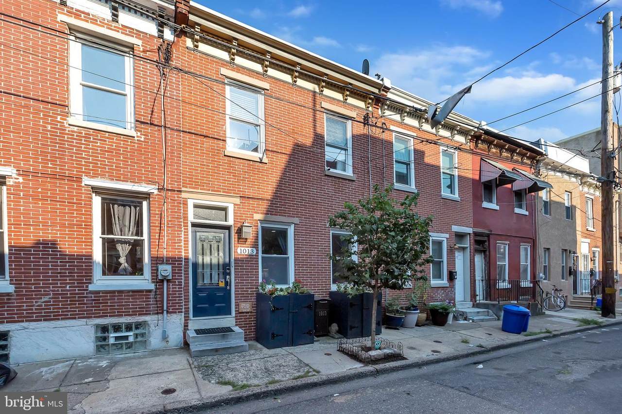 1013 Bouvier Street - Photo 1
