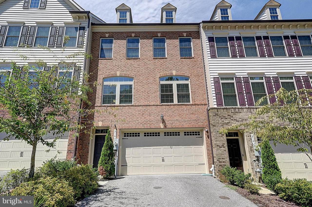 216 Treyburn Way - Photo 1