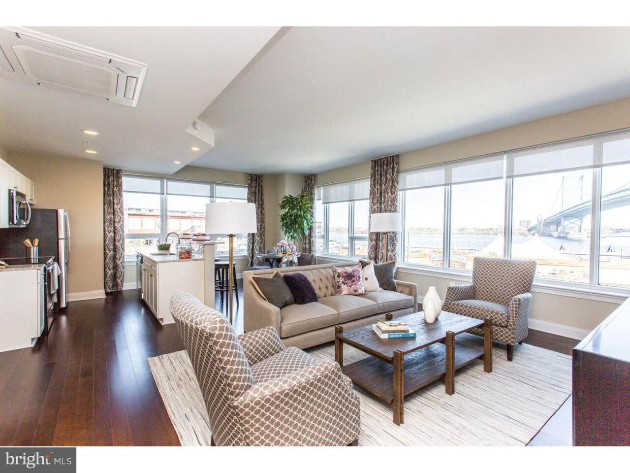 234 Columbus Boulevard - Photo 1
